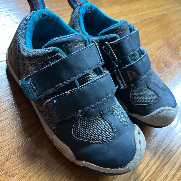 Plae "Charlie" sneaker size 10 - Picture 2 of 6